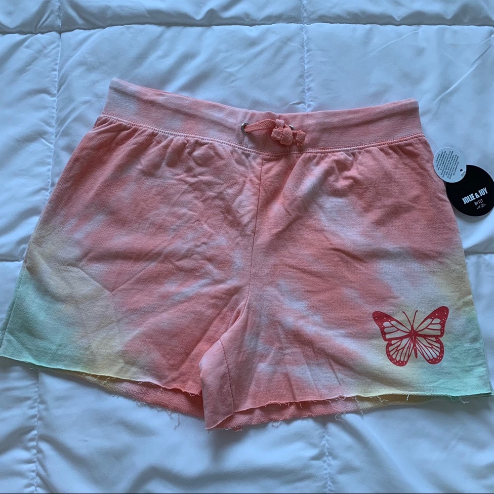 Orange Butterfly Tie-dye shorts 🧡🍊
New with tags